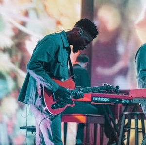 Meet your Posher, Lino